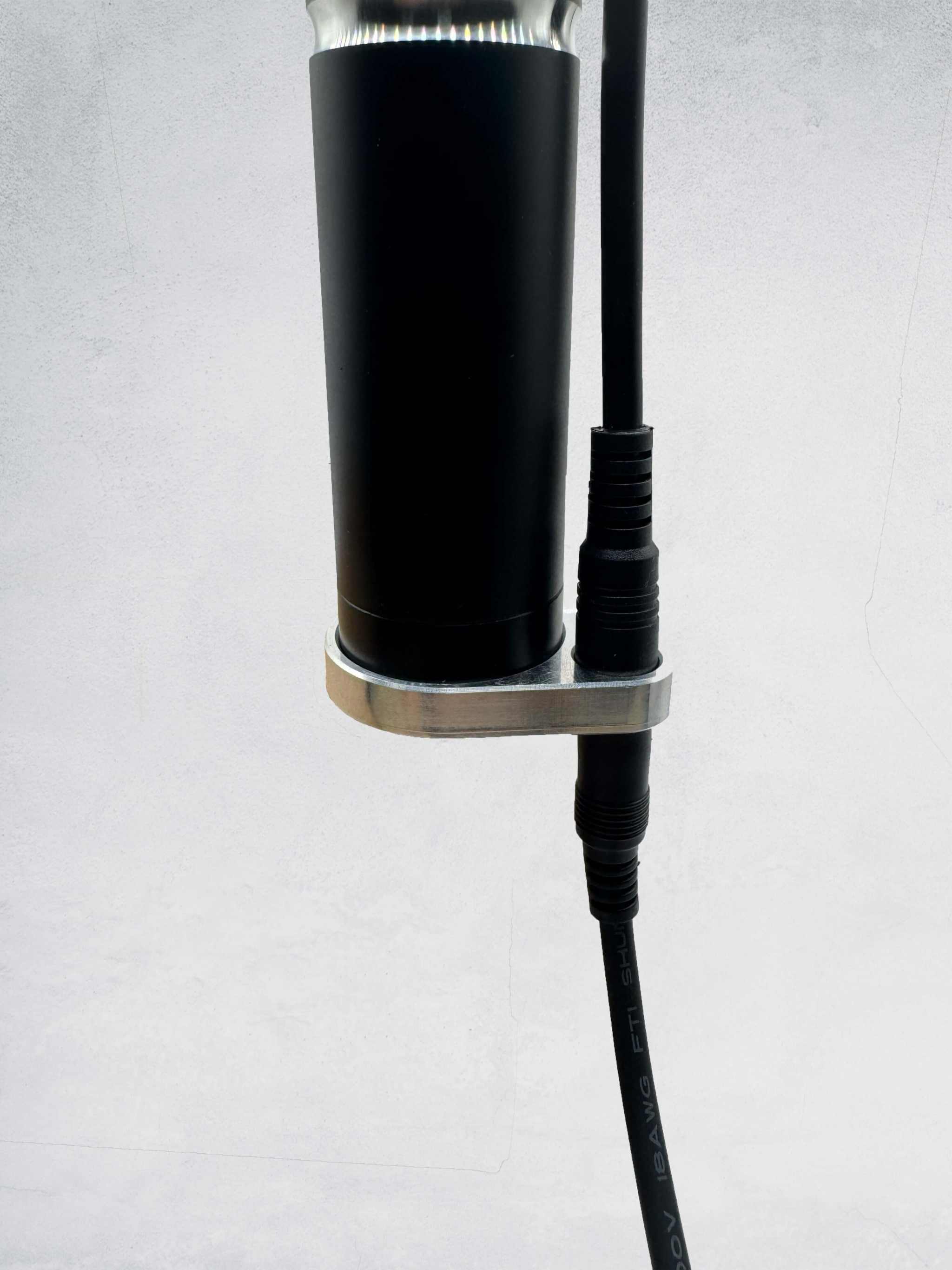 Billet Bolt On Wire Holder - Image 3