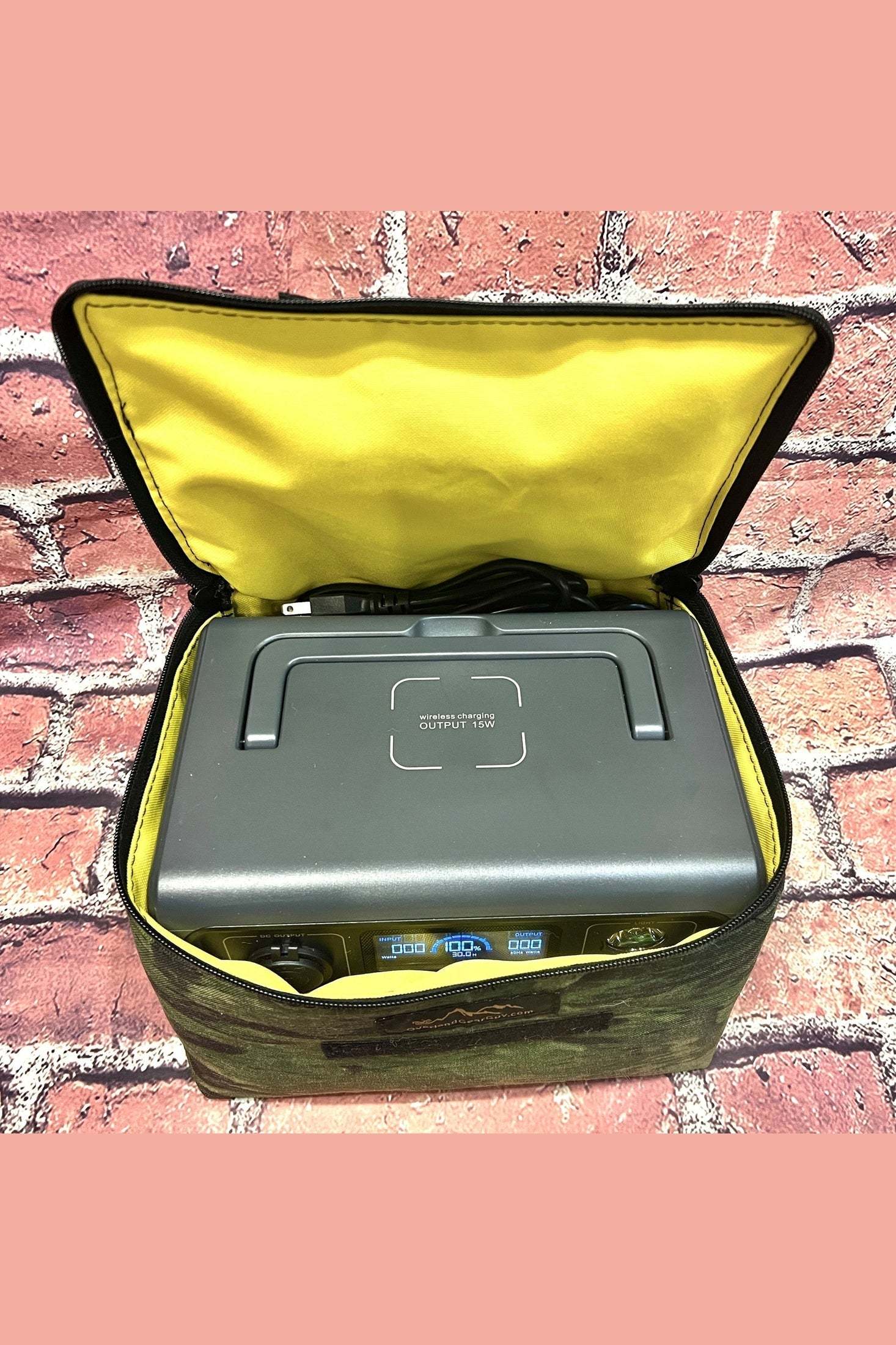 BLUETTI Portable Power Station EB3A Carry Case - Image 13