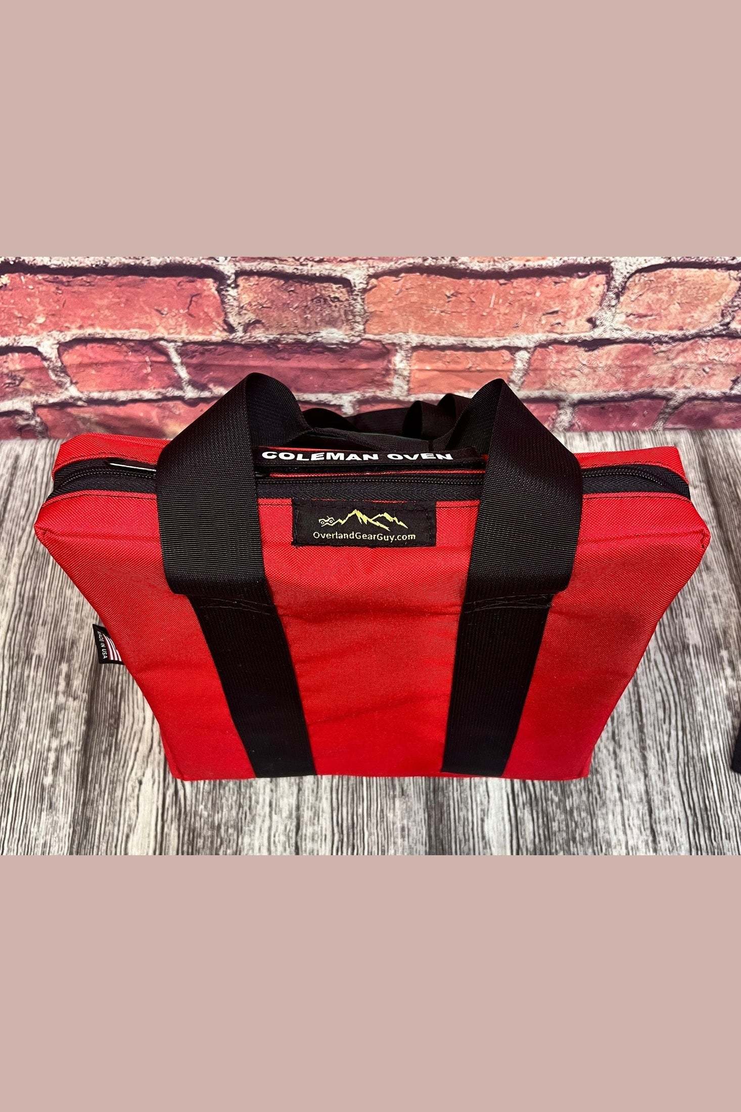 Coleman Rugged Oven Padded Carry Bag: Ultimate Protection for Your Culinary Companion - Image 2