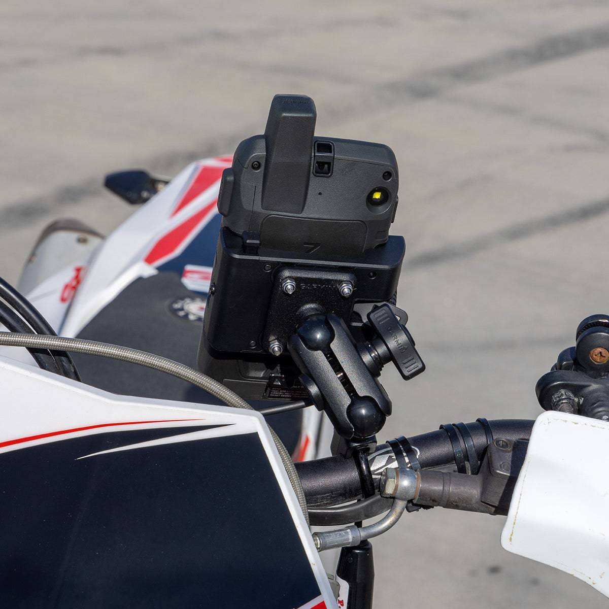 Garmin Motorcycle Mount Kit - Image 5