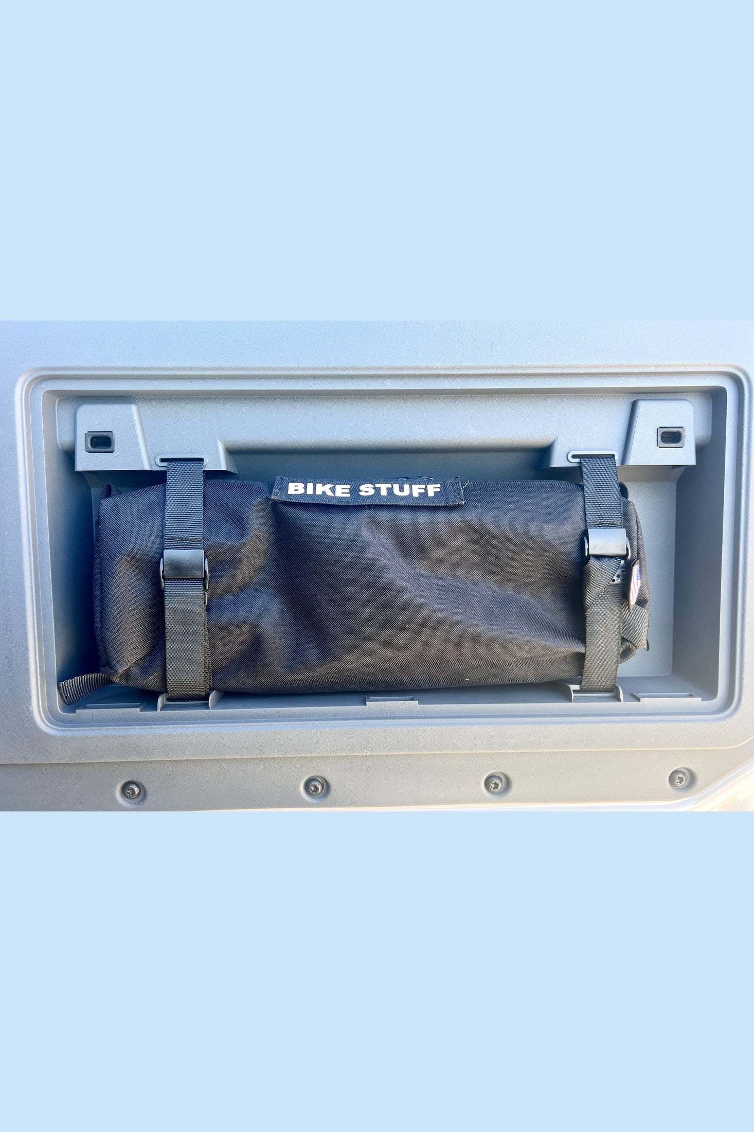 INEOS Grenadier Rear Door Storage Bag - Image 12