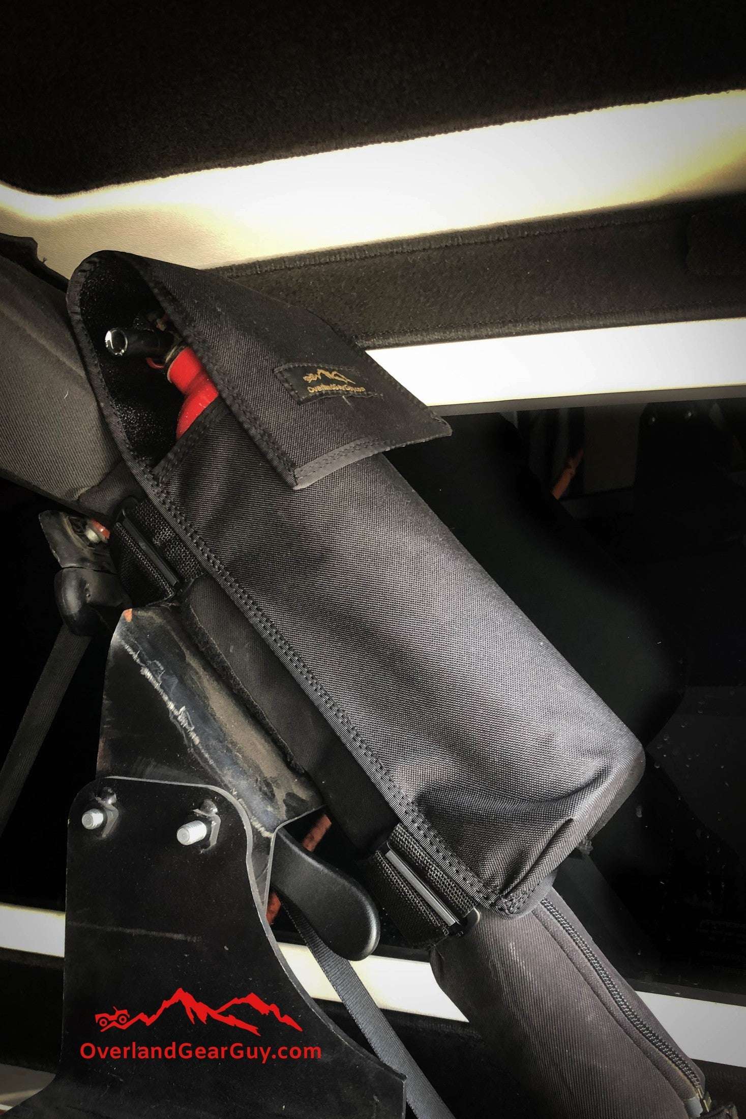 Heavy-Duty Jeep Fire Extinguisher Pouch Roll Bar for Secure Off-Road Travel - Image 7