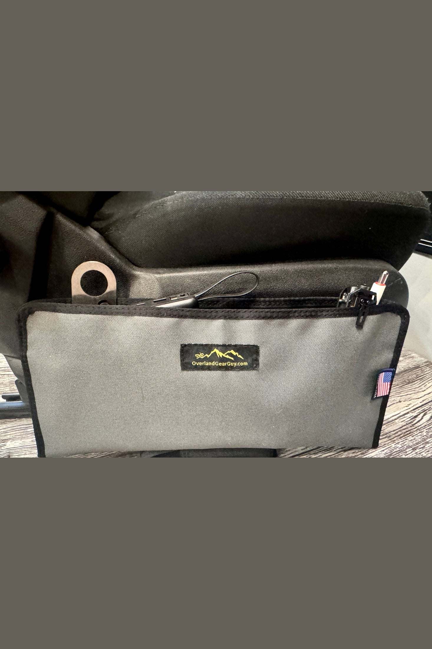 Seat Gap Sleeve - Keep Your Car Organized with this Universal Gap Filler - Image 10