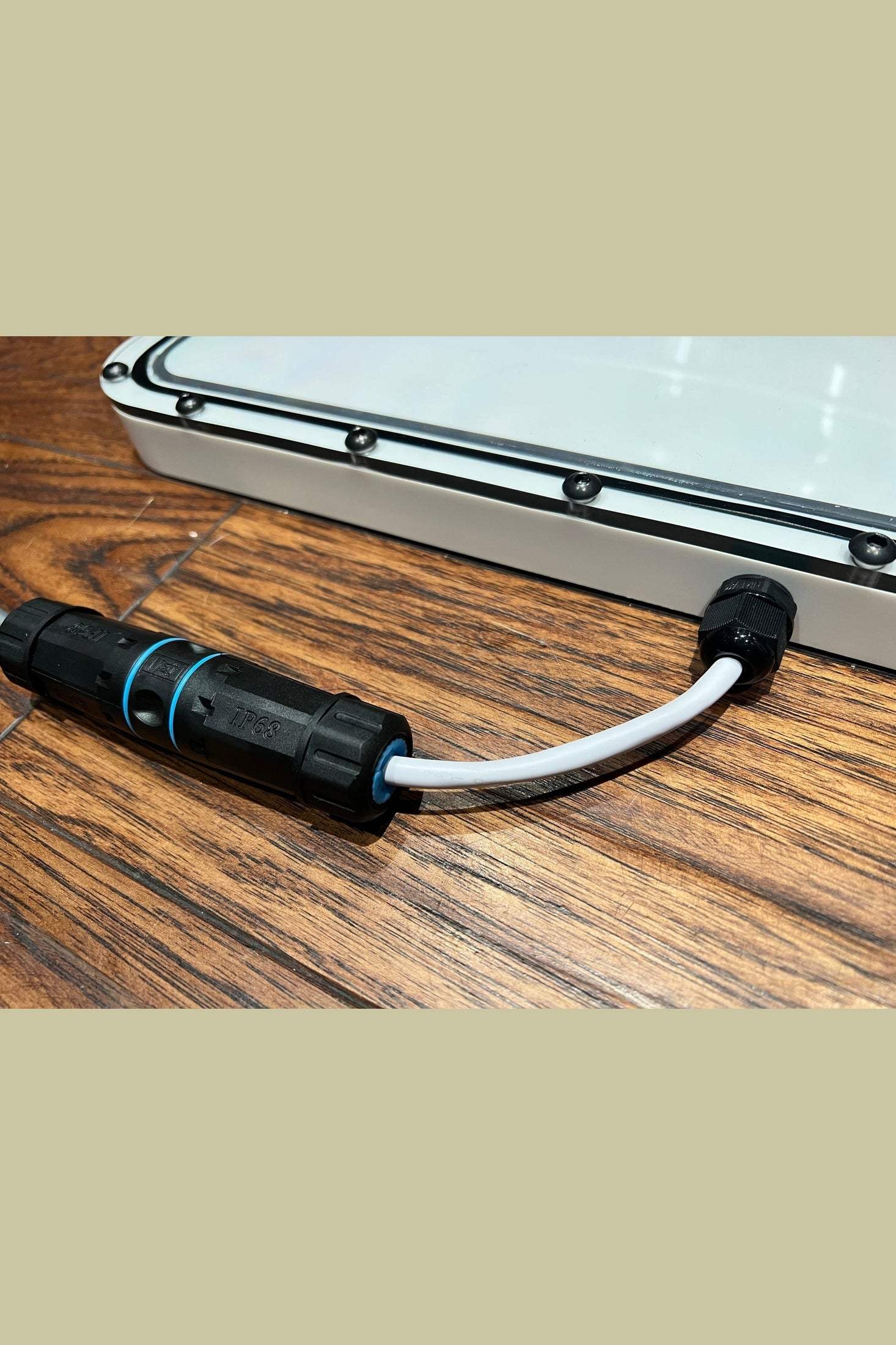 Star-Mount Flat Mount Pro with RJ45: Low Profile Solution for Reliable Starlink Connections - Image 3