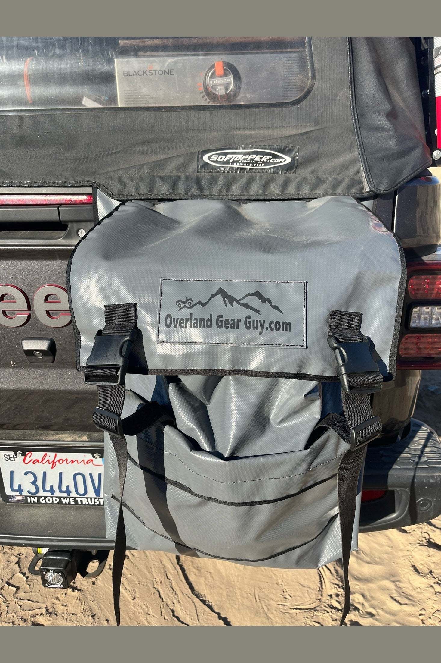 Tailgate Trash Bag Gladiator - Tacoma - Ram - Rivian -QuarterMaster - Image 6