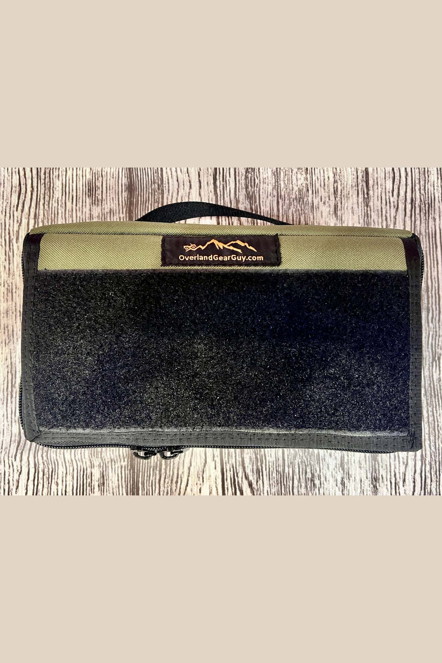 Camp Clutch: Your Ultimate Outdoor Adventure Gear - Image 4