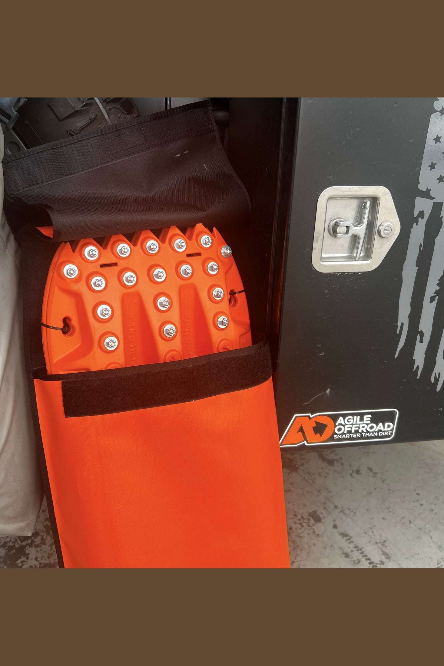 Traction Recovery Board Storage Bag LADDER Mount - Image 2